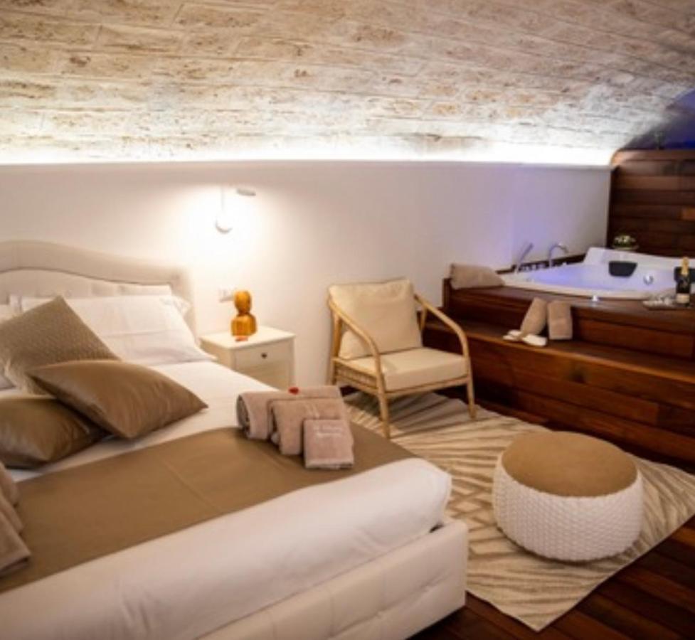 Lc Luxury Apartment Барі Екстер'єр фото