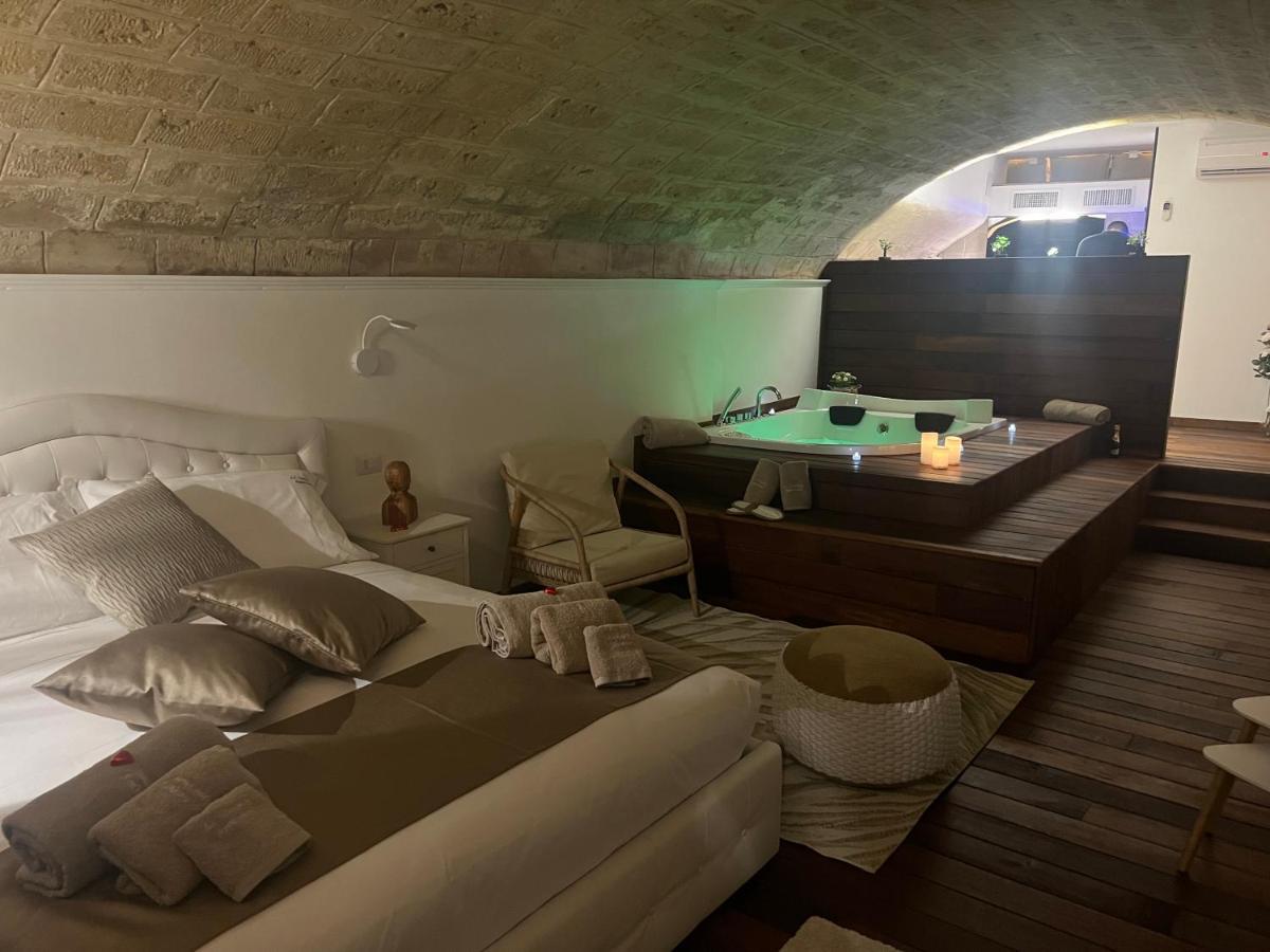 Lc Luxury Apartment Барі Екстер'єр фото