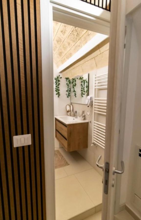 Lc Luxury Apartment Барі Екстер'єр фото