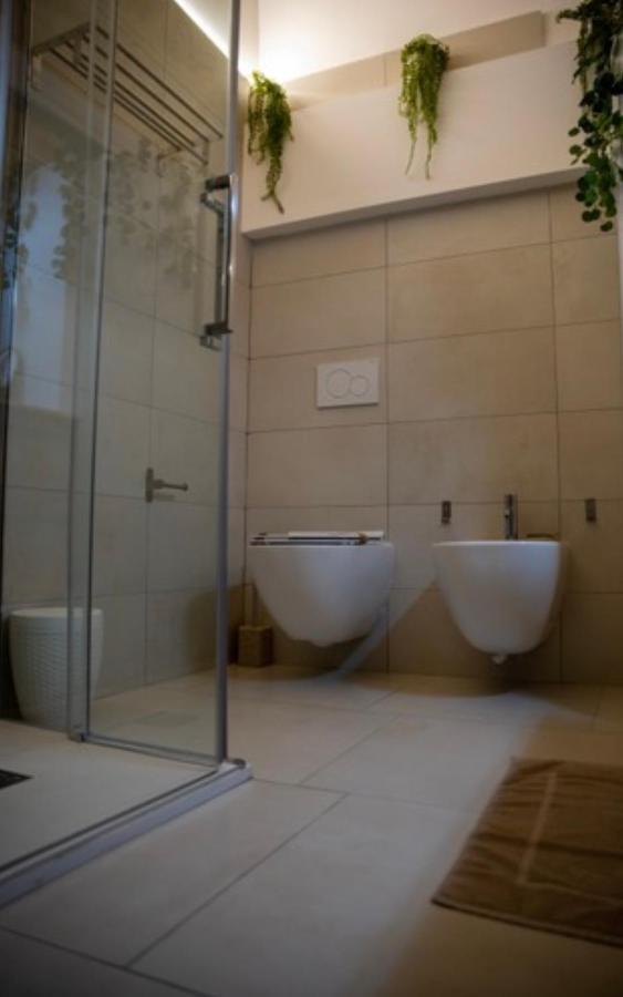 Lc Luxury Apartment Барі Екстер'єр фото